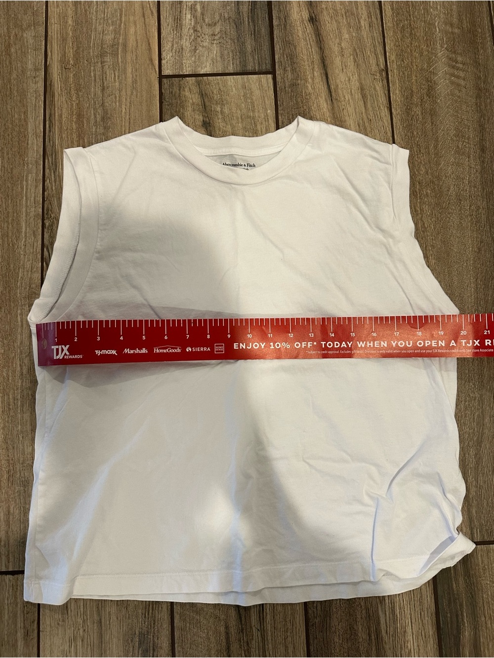 Abercrombie & Fitch White Sleeveless Top - Picture 7 of 7